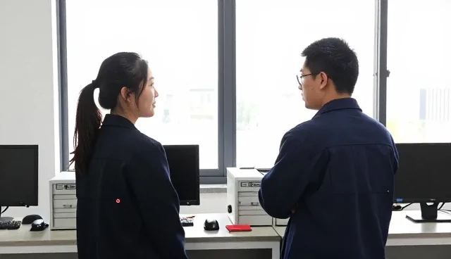 工业配电设备性能评估与适用条件分析